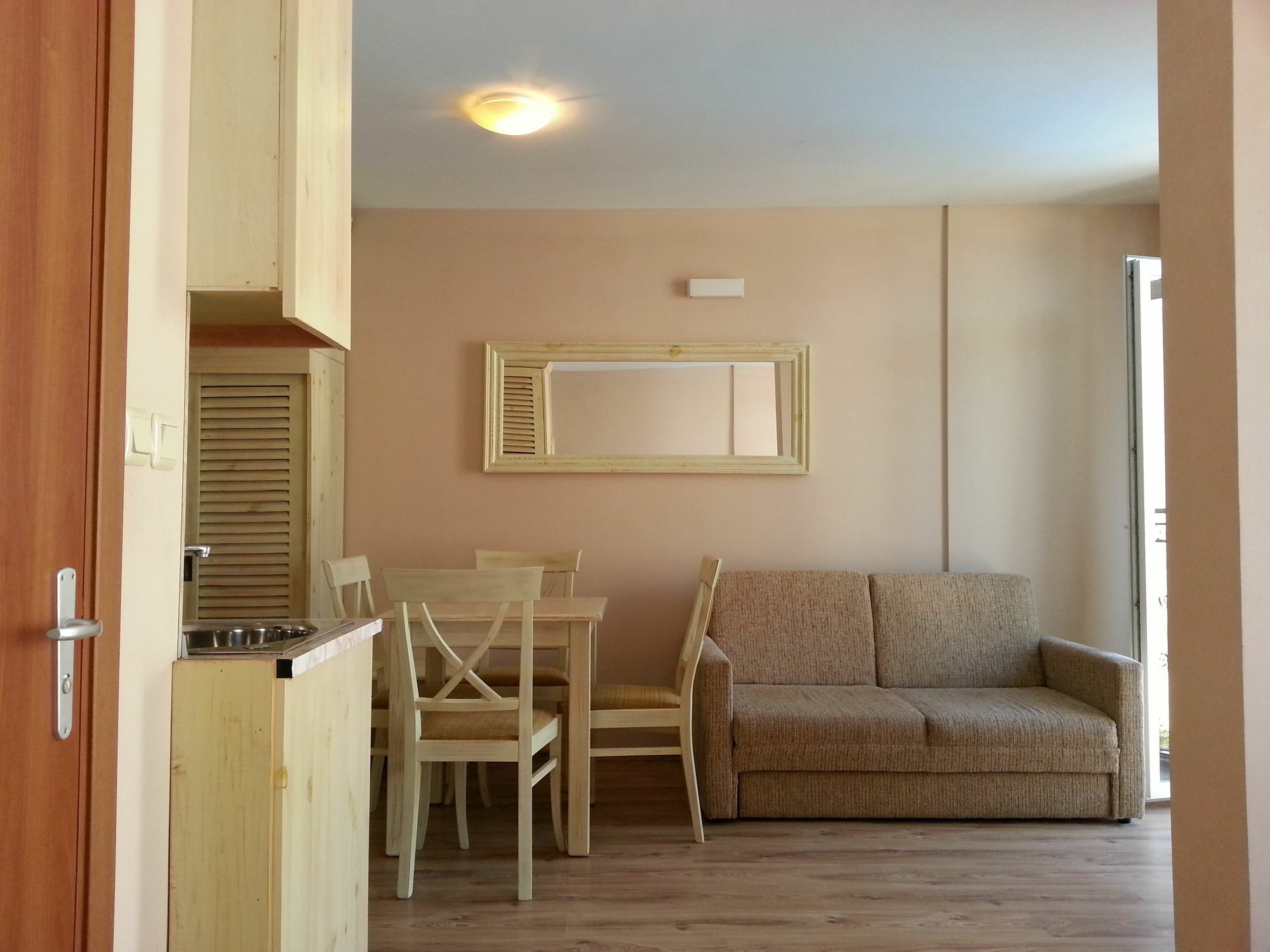 Menada Dawn Park Apartment Sluneční pobřeží Exteriér fotografie